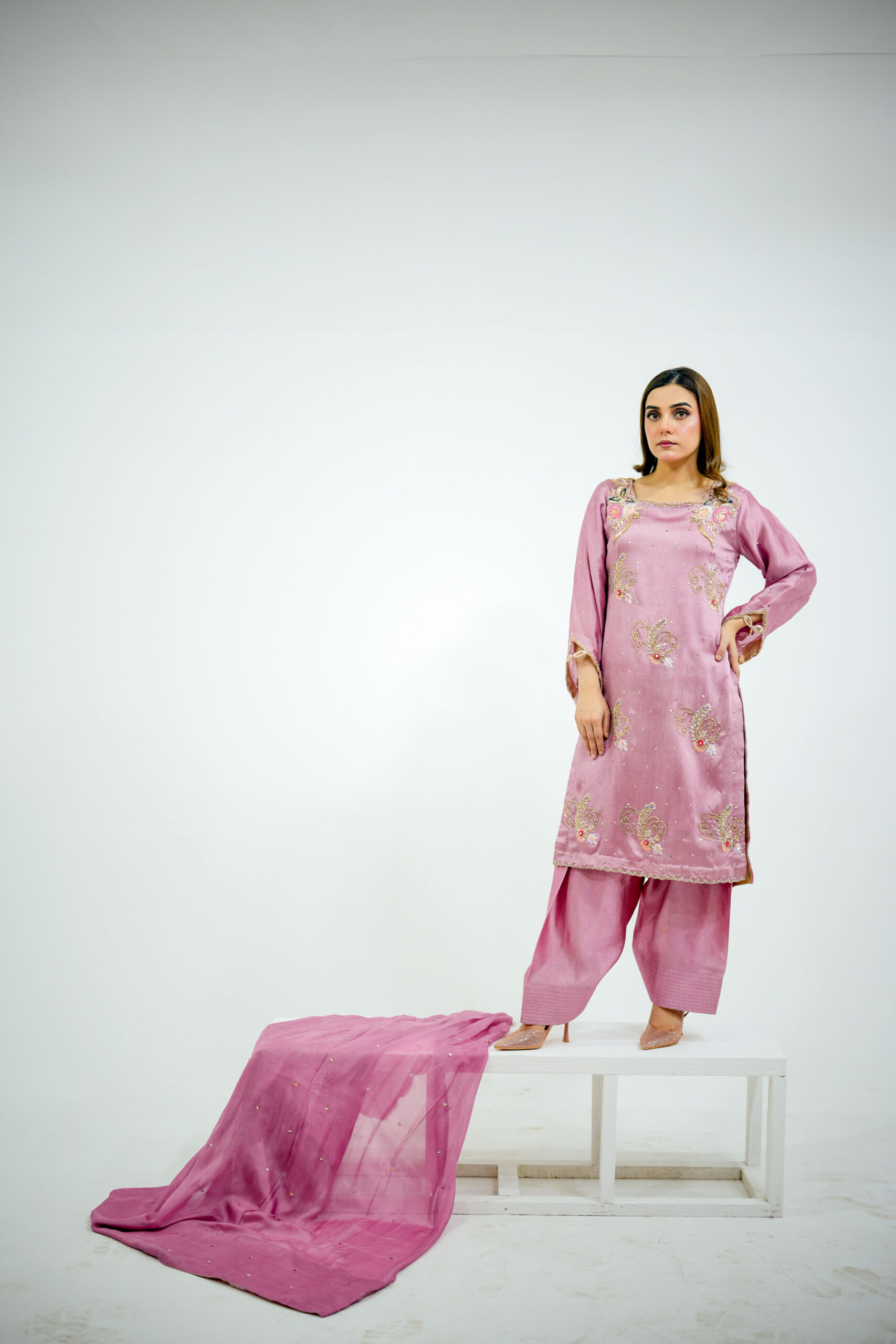 Shyna Dusty Pink AZ05